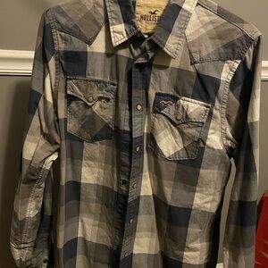 Hollister Men's Navy and Gray Checkered Shirt